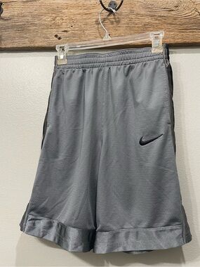 Nike Boys  Gray Dri-FIT Athletic Shorts
XL